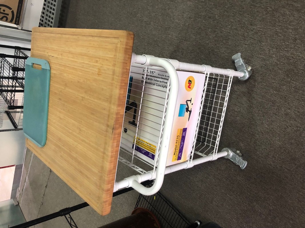 Free Standing Industrial Wire Shelving , Open White Kitchen Wire Cart Restaurant Furniture