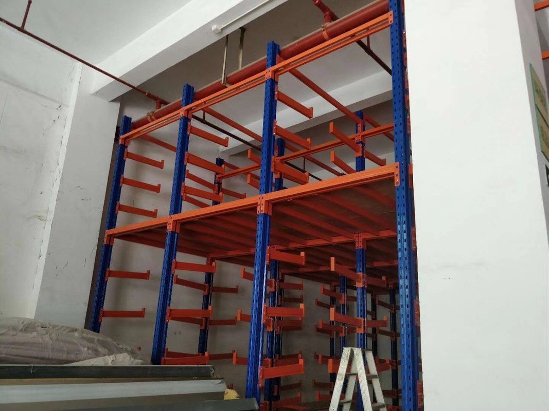 Steel Q235 Cantilever Mix Mezzanine Industrial Warehouse Racks For PVC Carpet